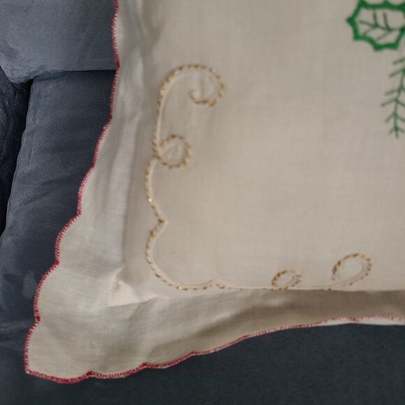 Christmas Poinsettia Embroidered Throw Pillow Gold Cord Scalloped Ruffle Vintage - Picture 5 of 16